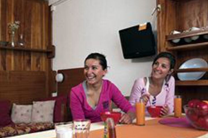 Room 10 of 15