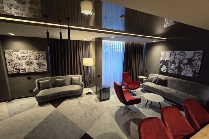 Room 14 of 46