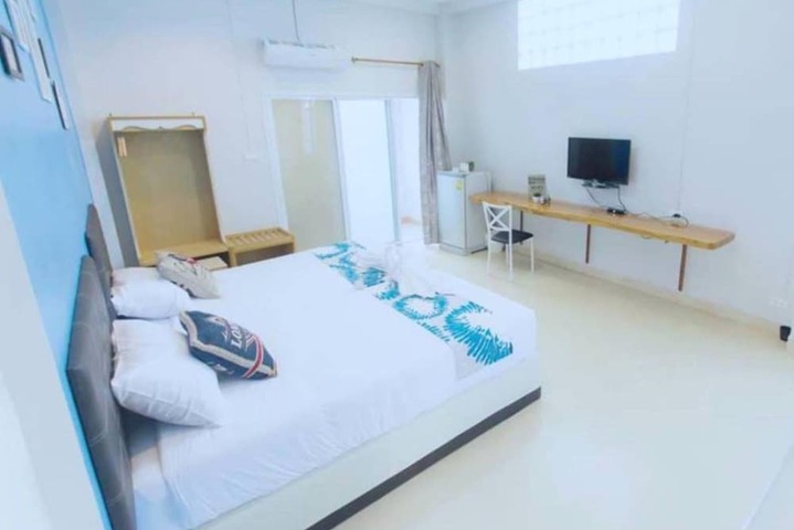 Room 16 of 42