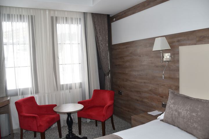 Room 14 of 56