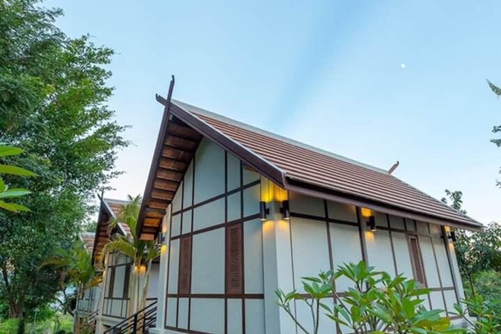 Hotel 33 of 33