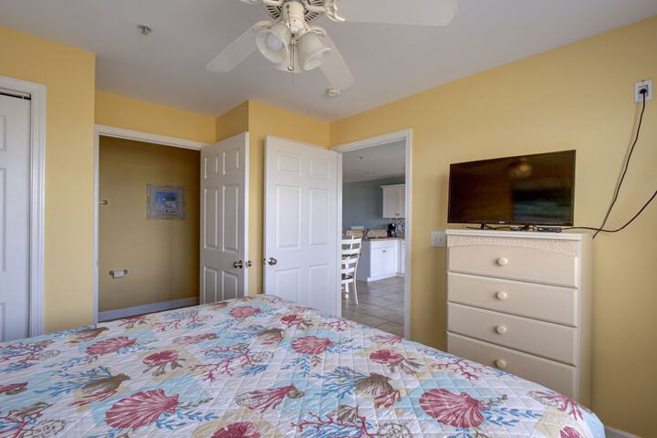 Room 13 of 45