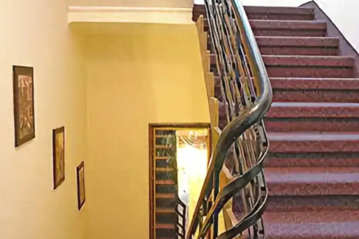 hotel_rooms