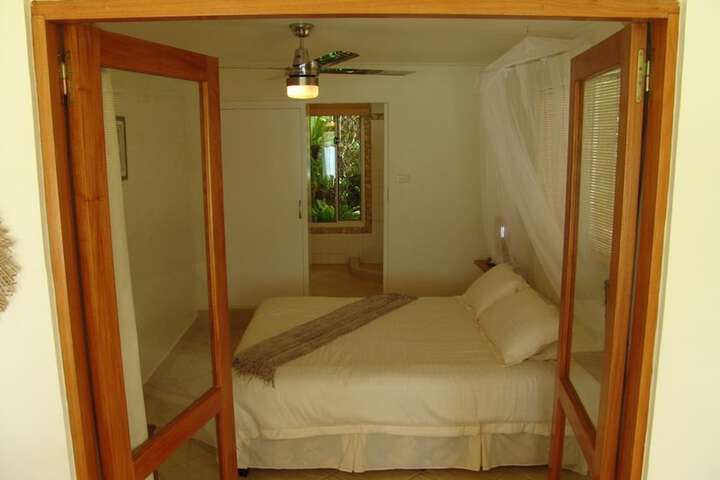 Room 4 of 50