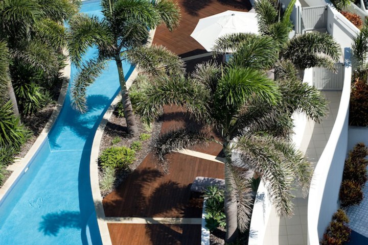 Pool 51 of 66