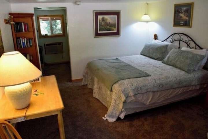 Room 31 of 61