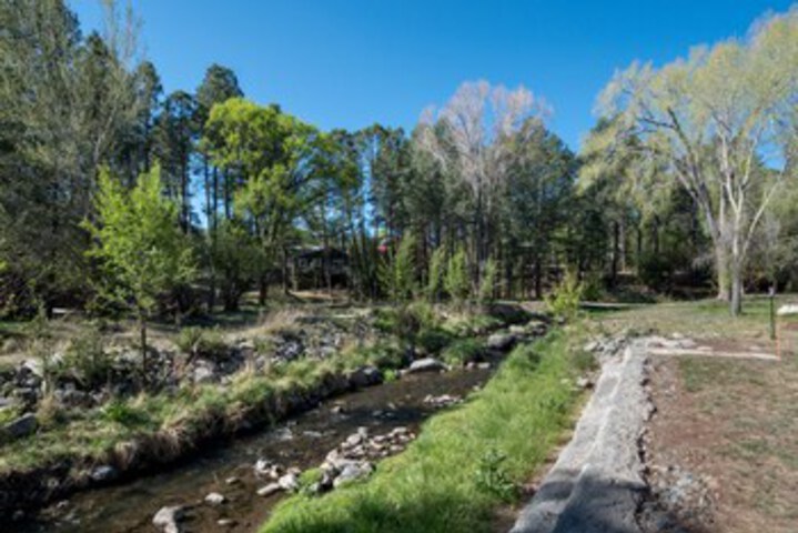 Property Grounds 16 of 25