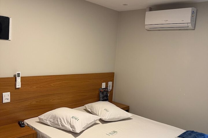 Room 15 of 37
