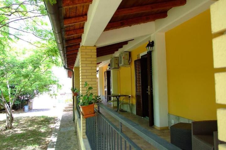 Hotel 96 of 98