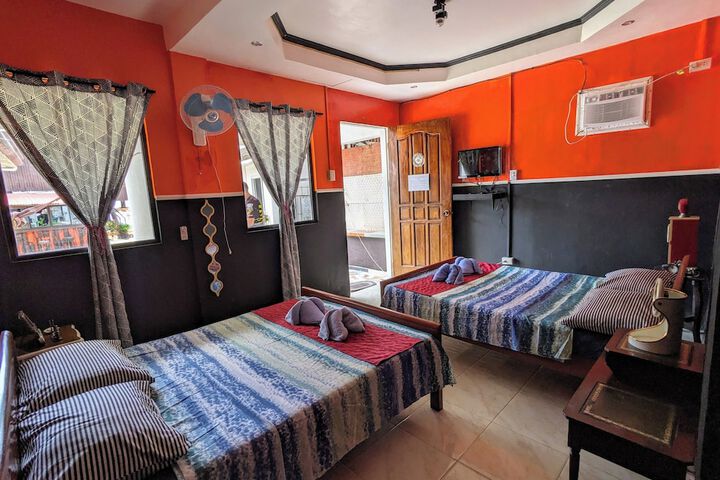 Room 10 of 52