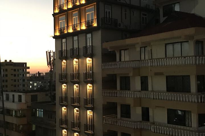 Hotel 72 of 87