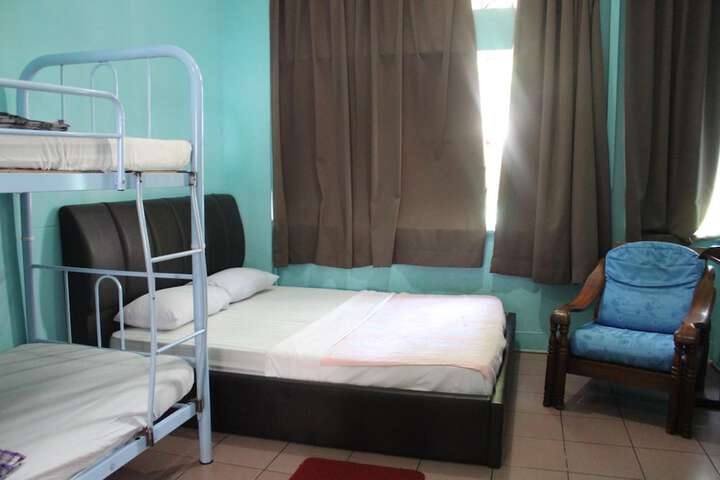 Room 14 of 50