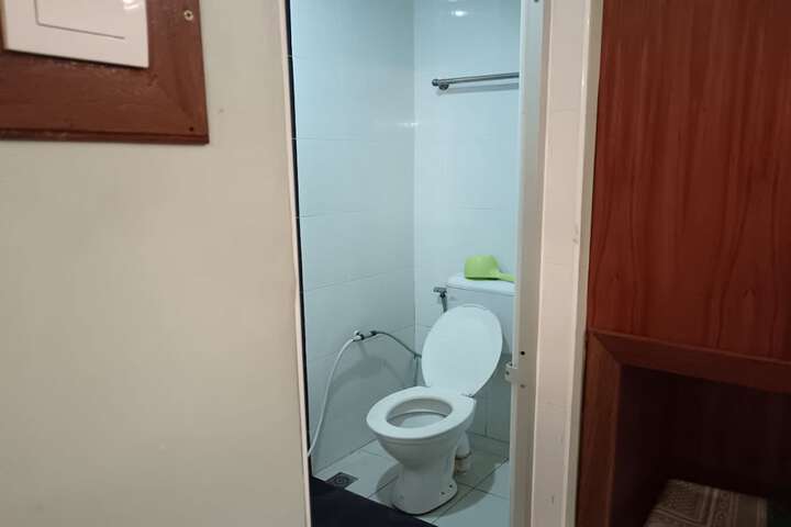 Room 27 of 41