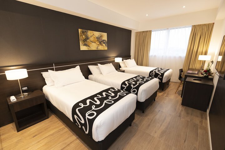 Room 14 of 28