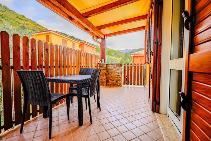 Terrace/Patio 18 of 48