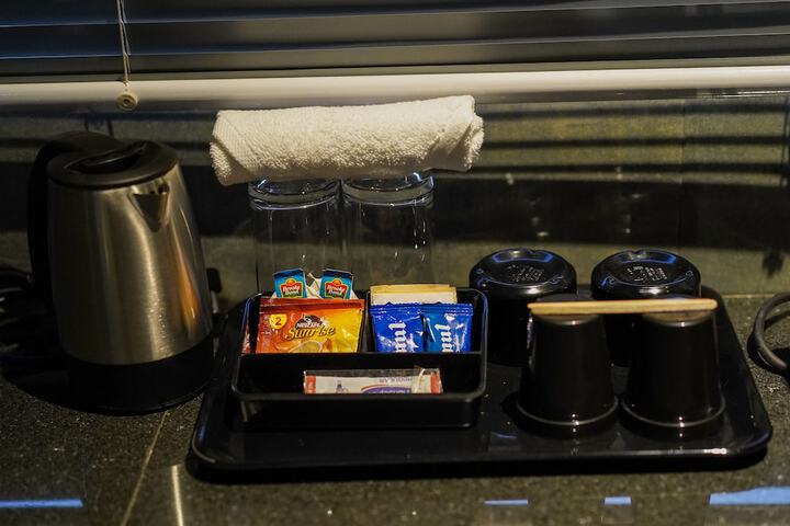 Breakfast/Coffee Service 28 of 41