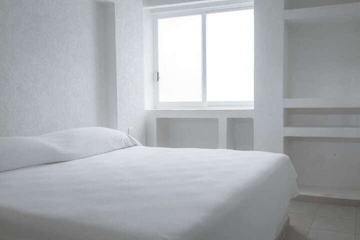 Room 3 of 15