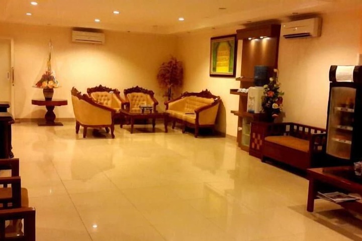 Lobby Photos