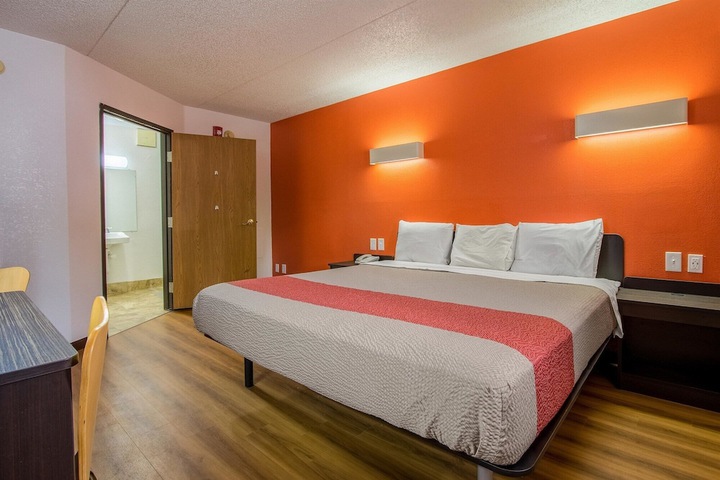 Room 13 of 47