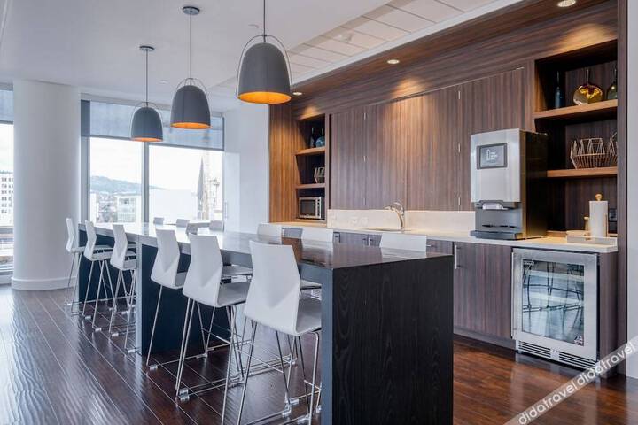 Contemporary Apartments by Barsala in Portland, OR