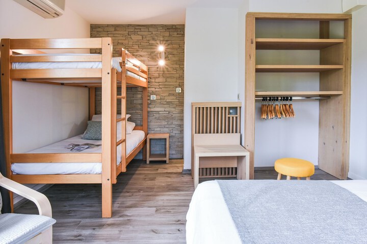Room 7 of 17