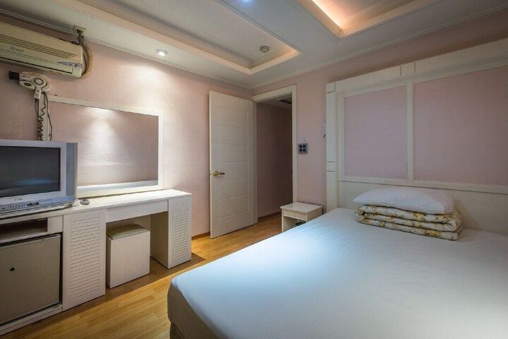 Suite Room