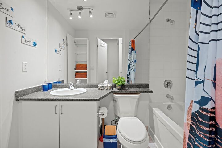 Room 320 of 330
