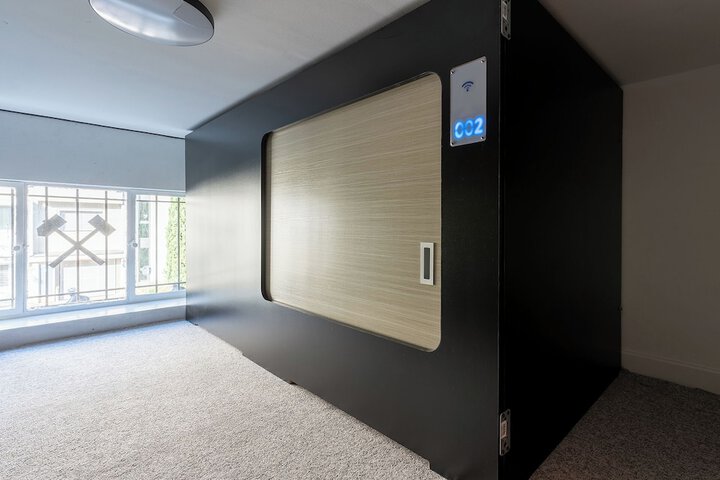 Room 7 of 39