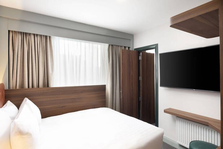 Room 19 of 51