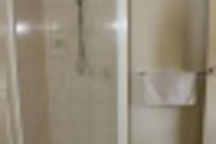 Room 184 of 228