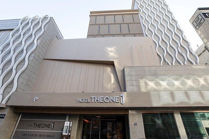 Hotel 86 of 90
