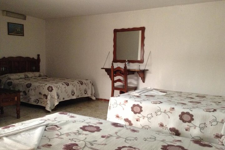 Room 16 of 42