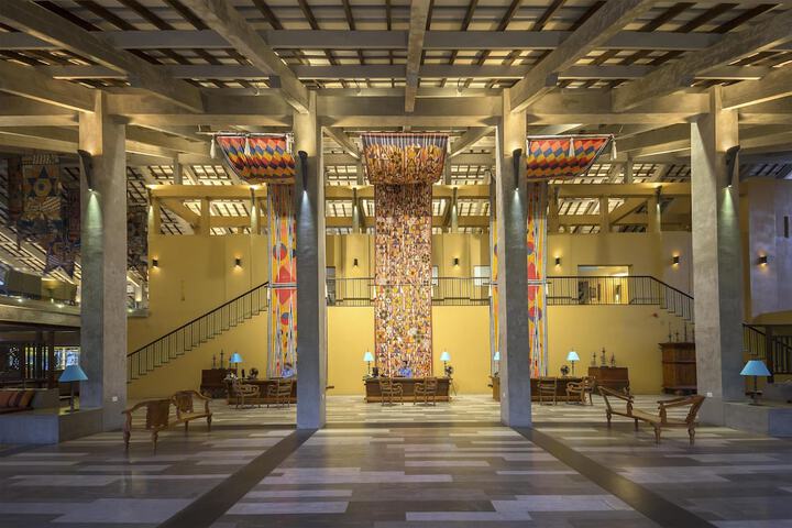 Guest Lobby