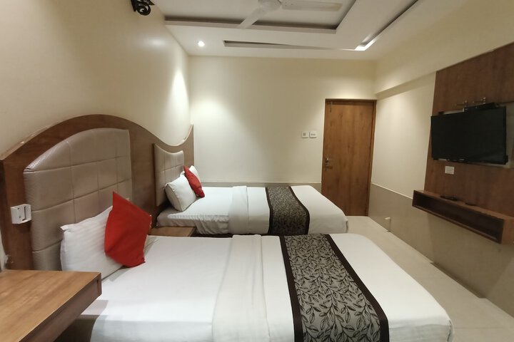 Room 56 of 90
