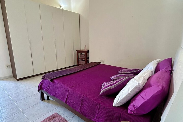 Room 6 of 23