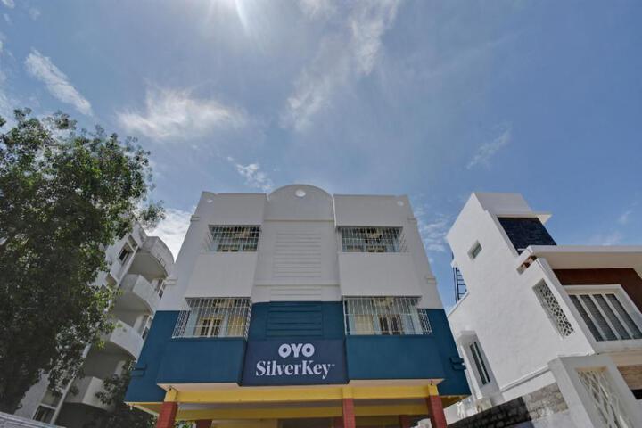 Super Hotel O Singanallur Railway Junction Formerly 2D Residency
