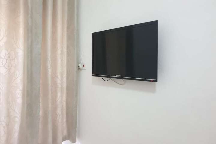 Room 9 of 50