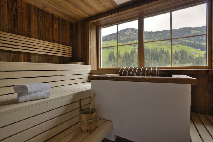 Spa 40 of 77