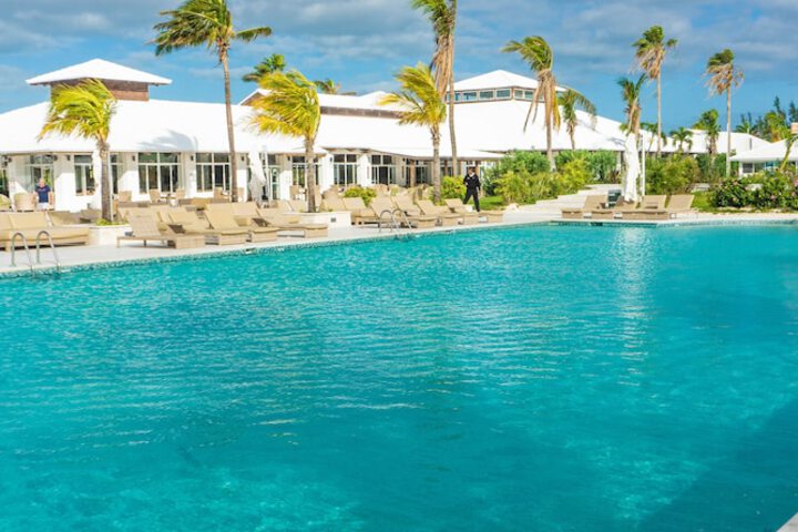 Hotel Pool