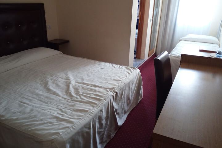 Room 15 of 50