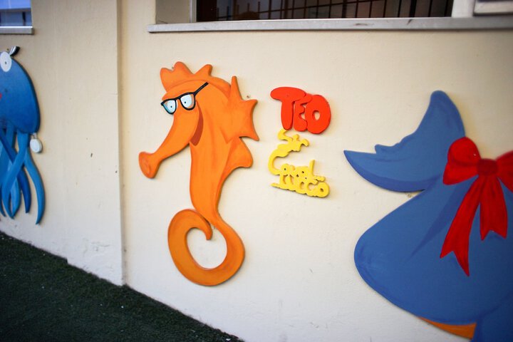 Children's play area - outdoor