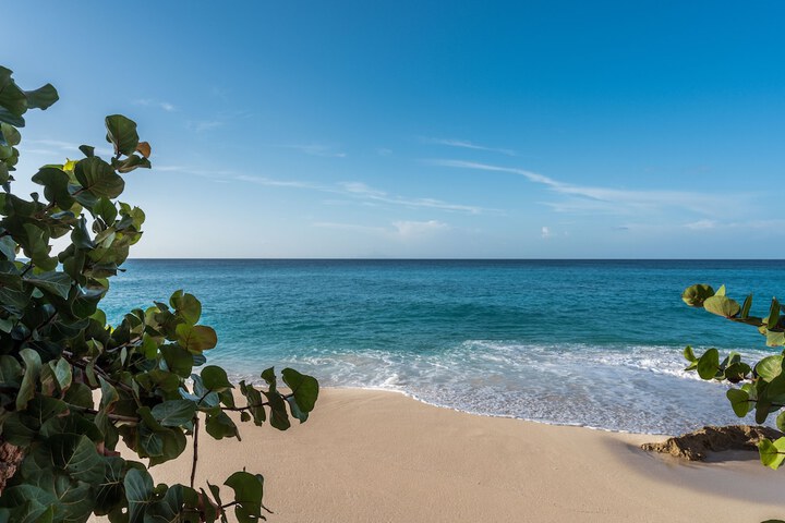 Beach 70 of 82