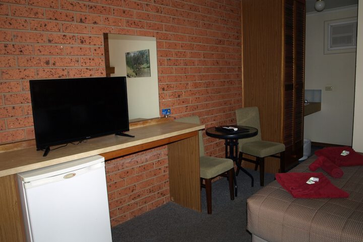 Room 8 of 41