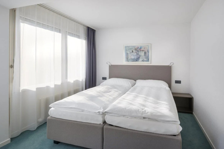 Room 3 of 15
