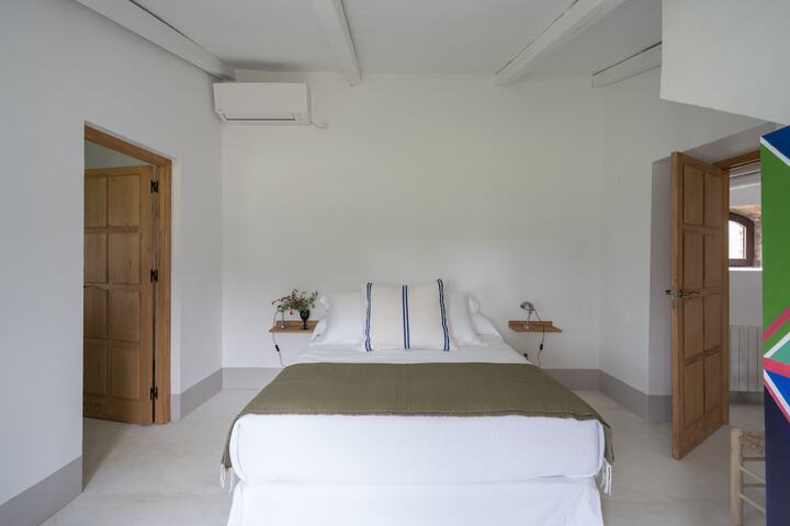 Room 12 of 39