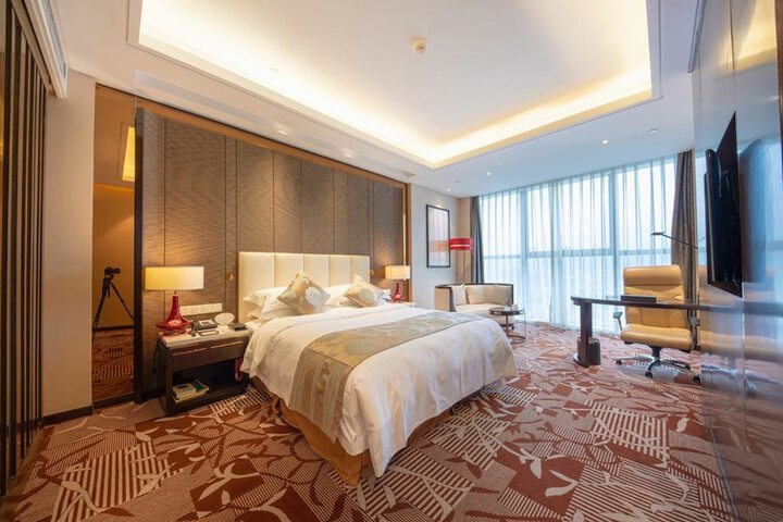 Room 9 of 45