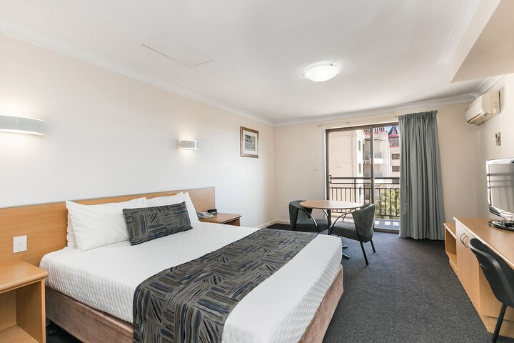 Room 12 of 61