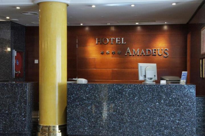 Hotel Entry