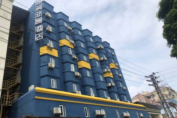 Life Yajo Hotel Xintang Metro Station