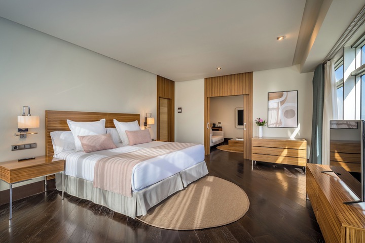 Room 35 of 105